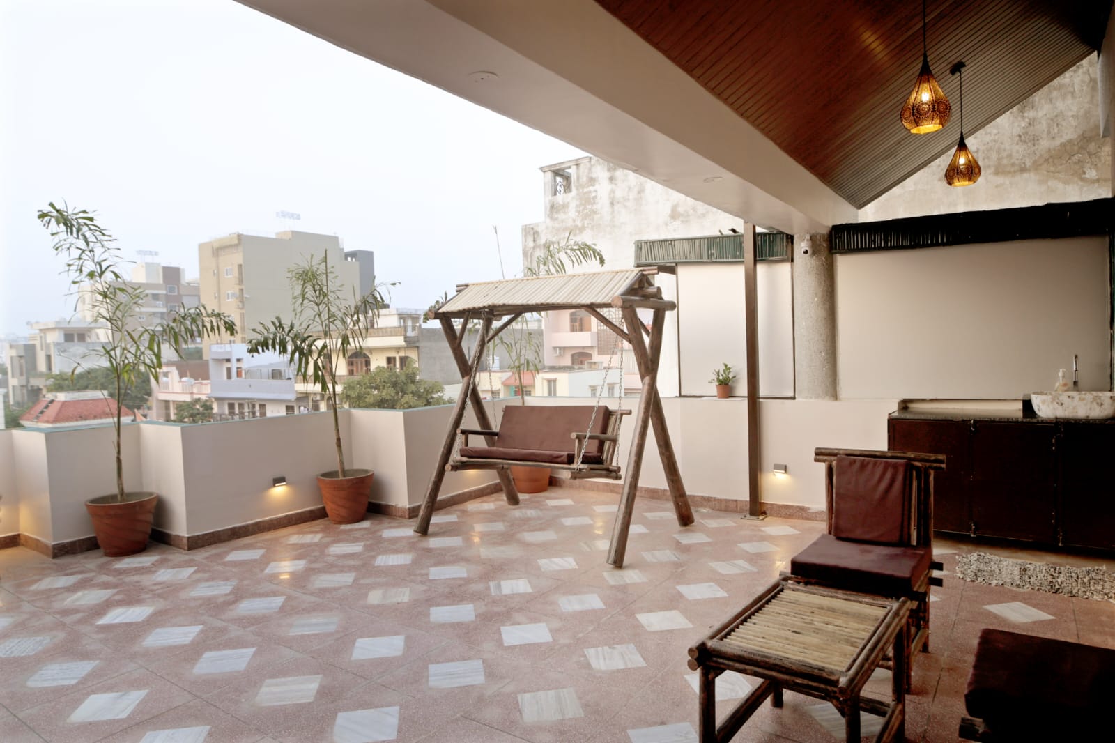 Luxury Rooms for a Short Stay in Jawahar Nagar, Jaipur--Jaipur
